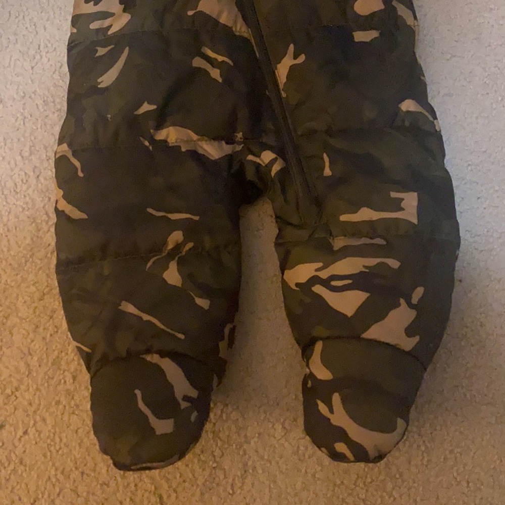 Snowsuit - Picture 2 of 4